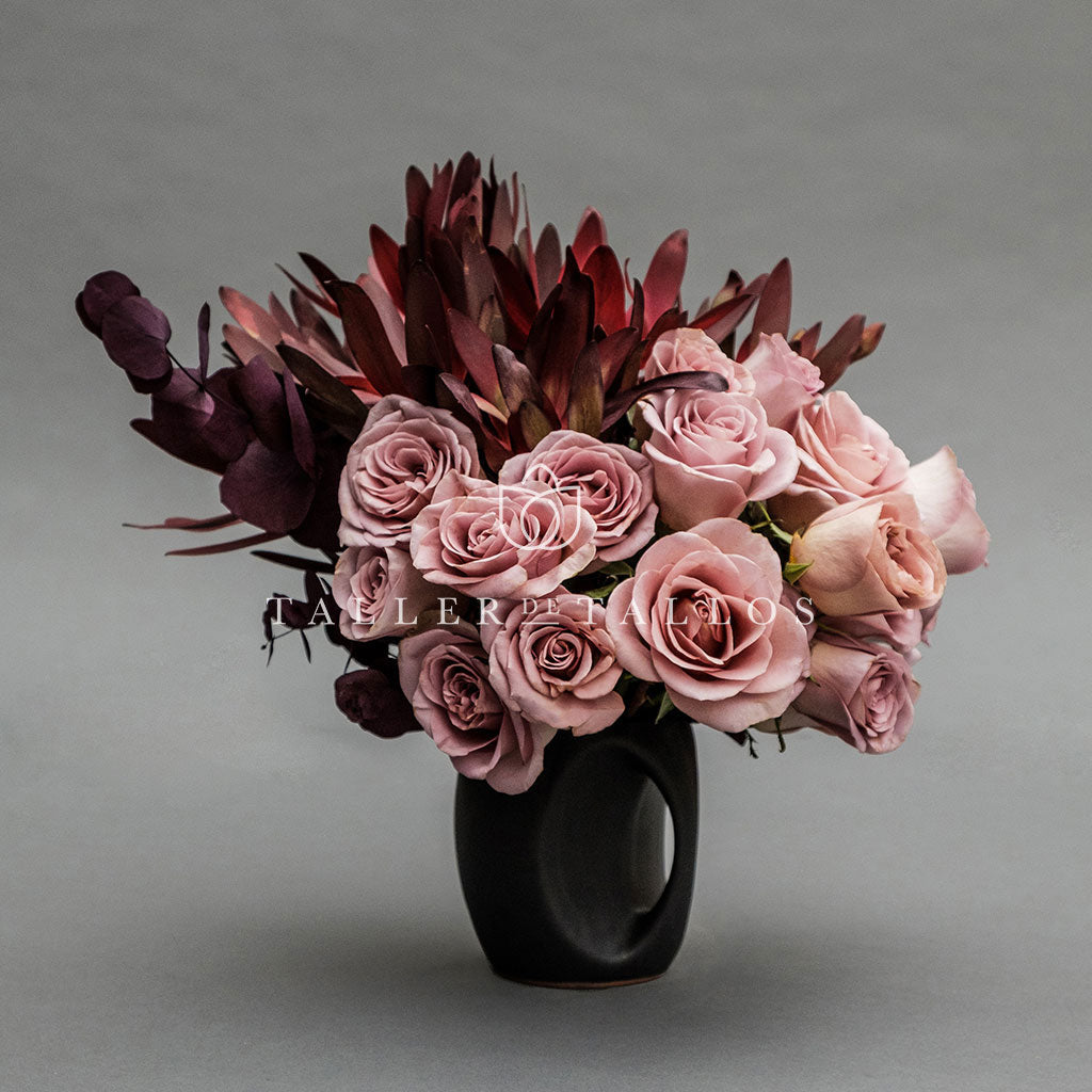 PALO DE ROSA Y VINO – TAZA GRIS